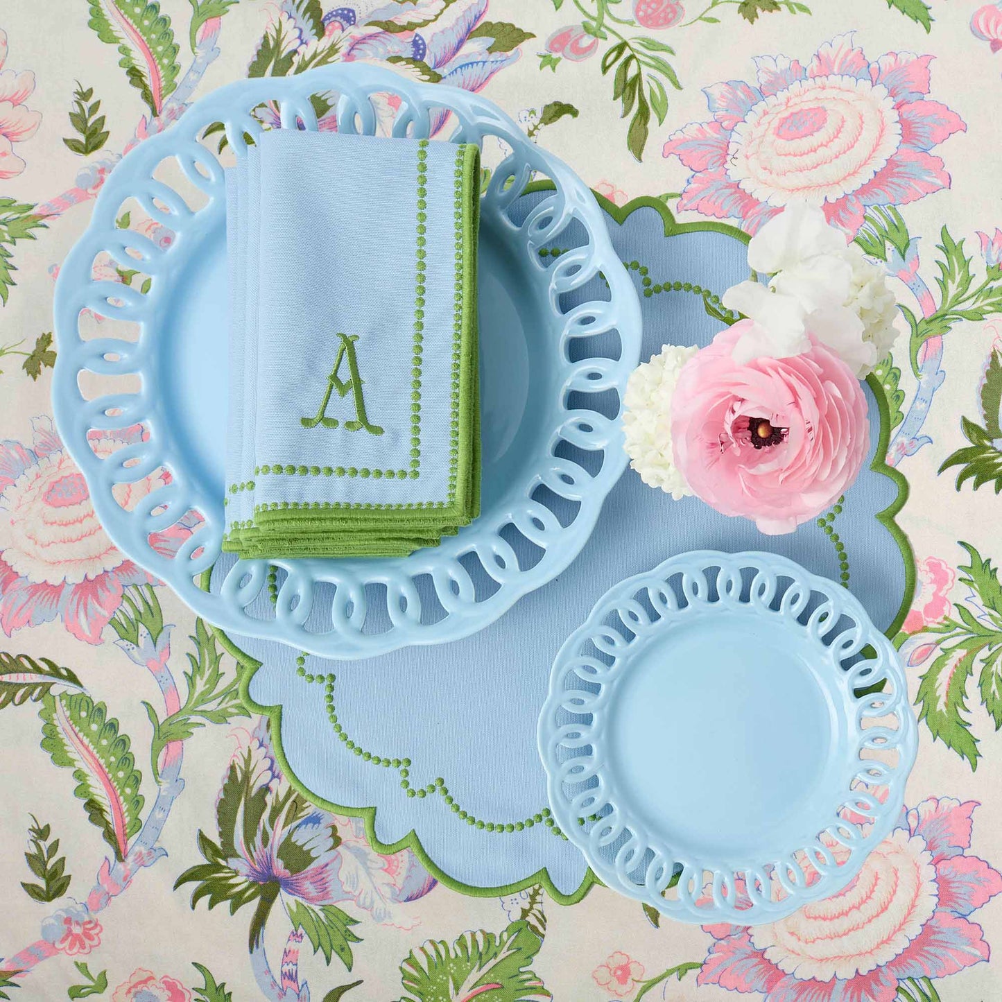 Piatti di base in pizzo blu morbido (set da 4)