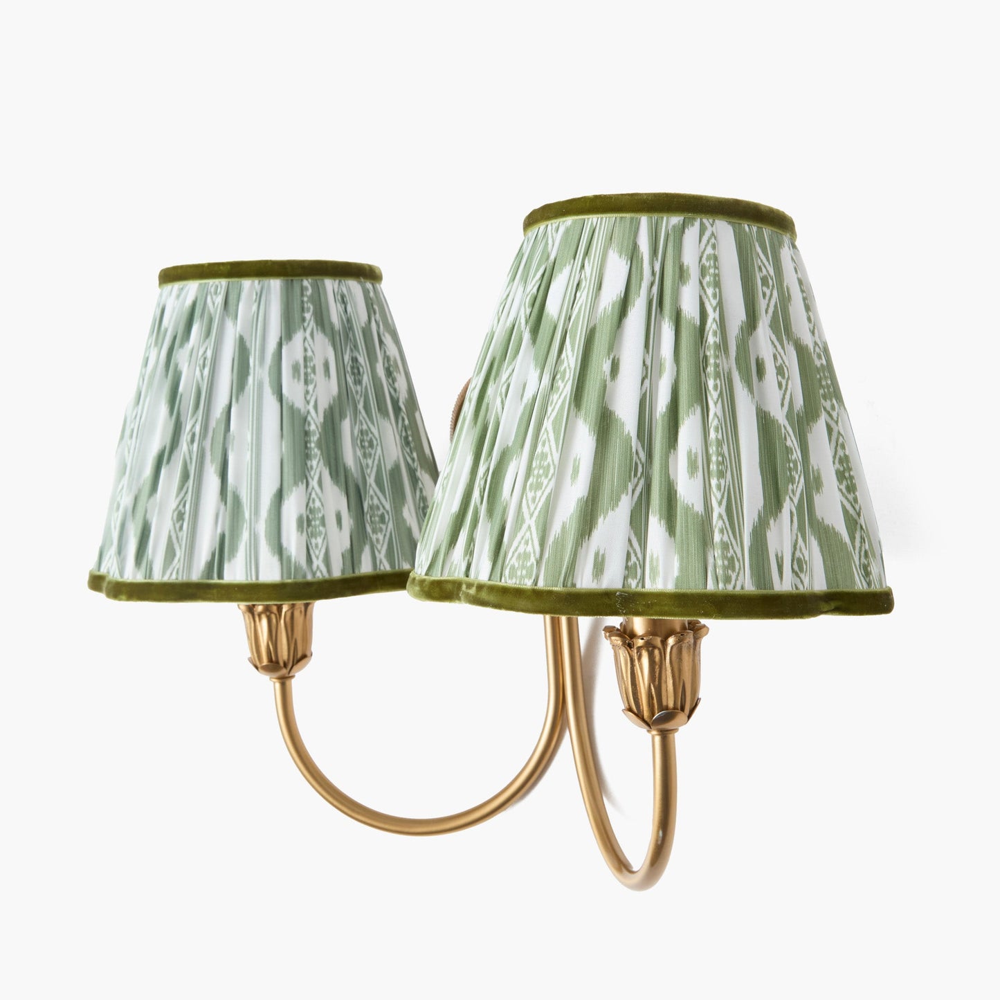 Lampada da parete doppia ricaricabile a quattro foglie con paralumi color oliva Ikat (18 cm)