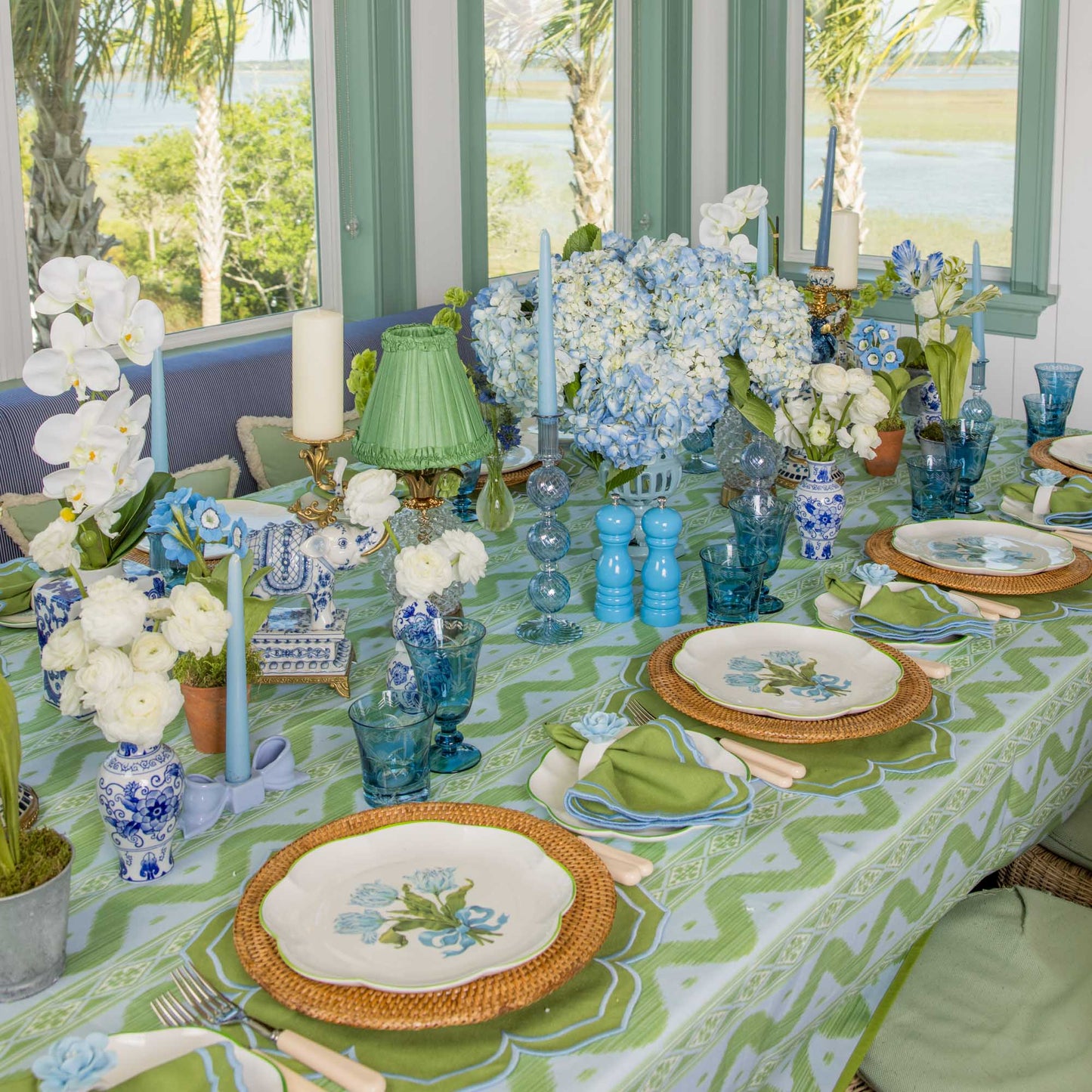 Set sale e pepe laccato blu