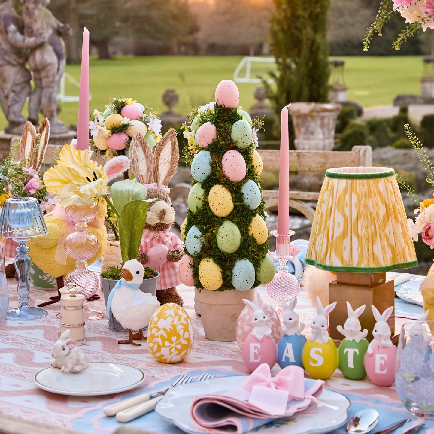 Albero di uova di Pasqua in vaso color pastello (coppia)