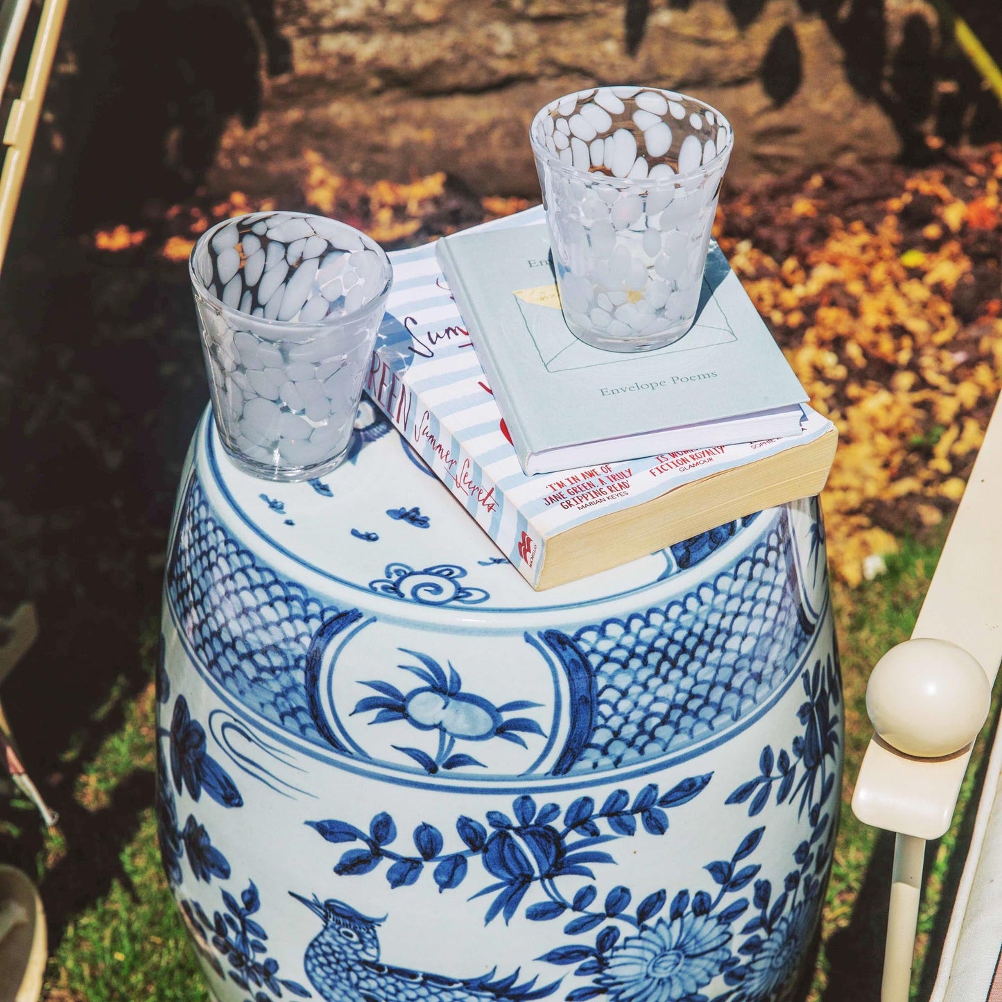 Sgabello in ceramica blu Chinoiserie