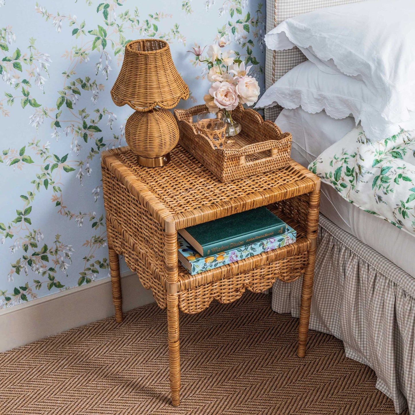 Lampada ricaricabile con paralume in rattan