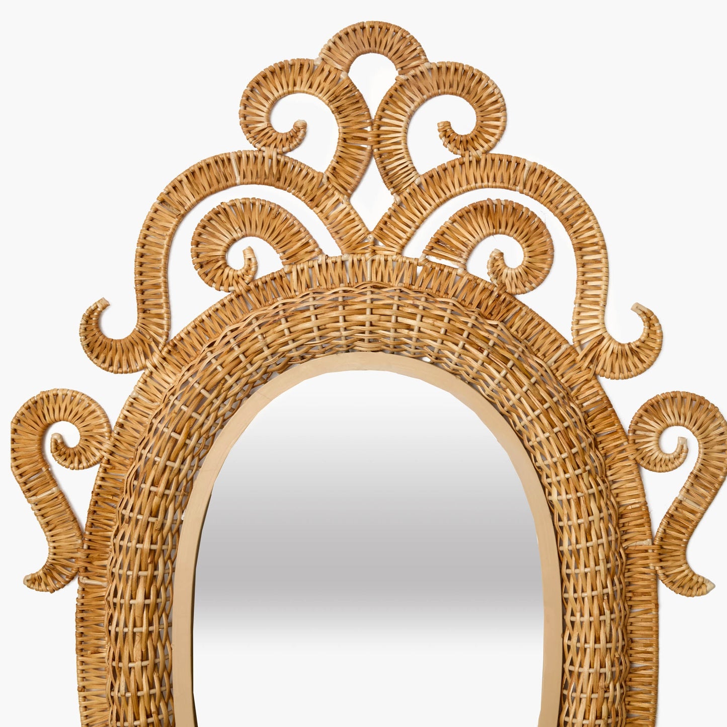 Specchio ovale in rattan