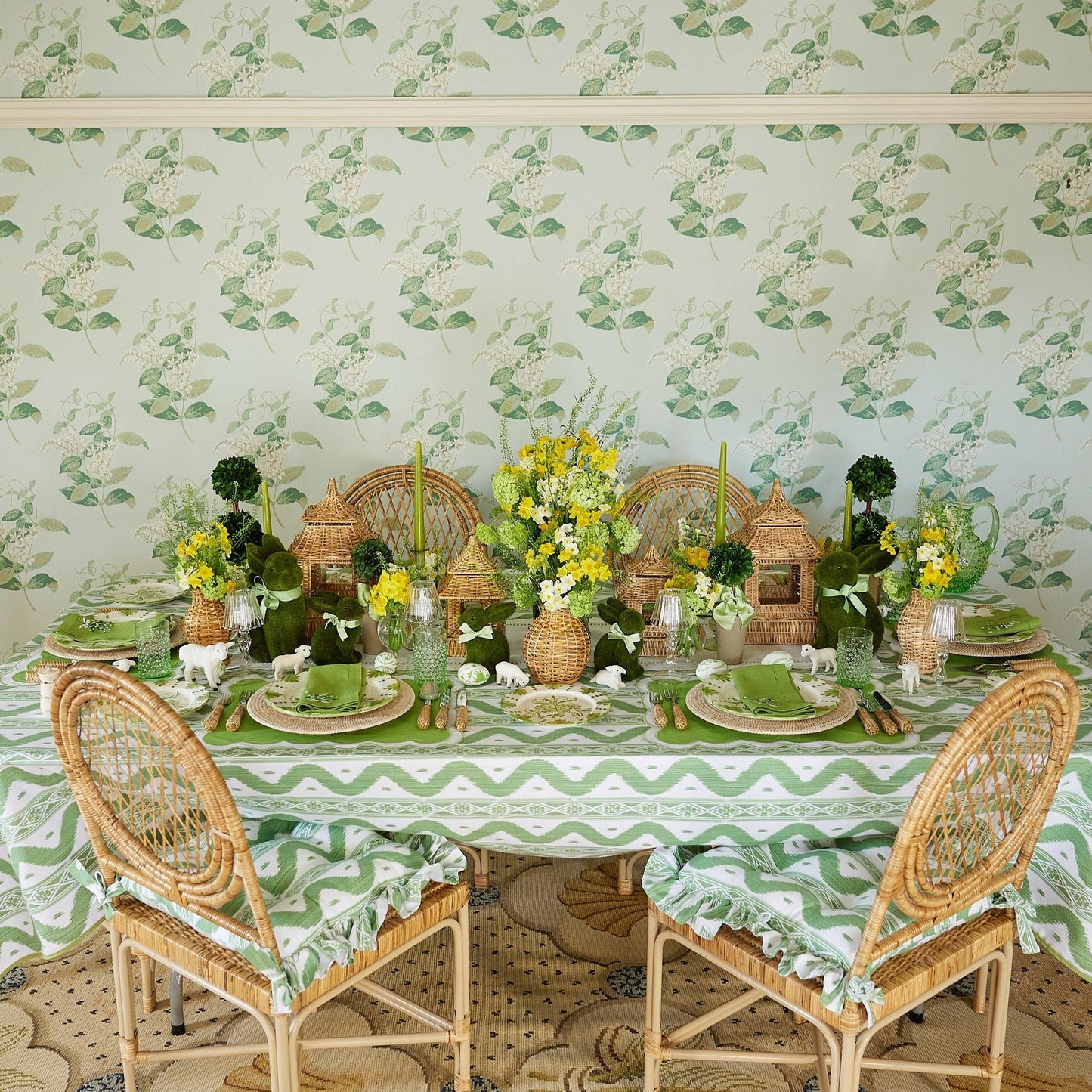 Palla di bosso in vaso con fiocco verde (coppia)