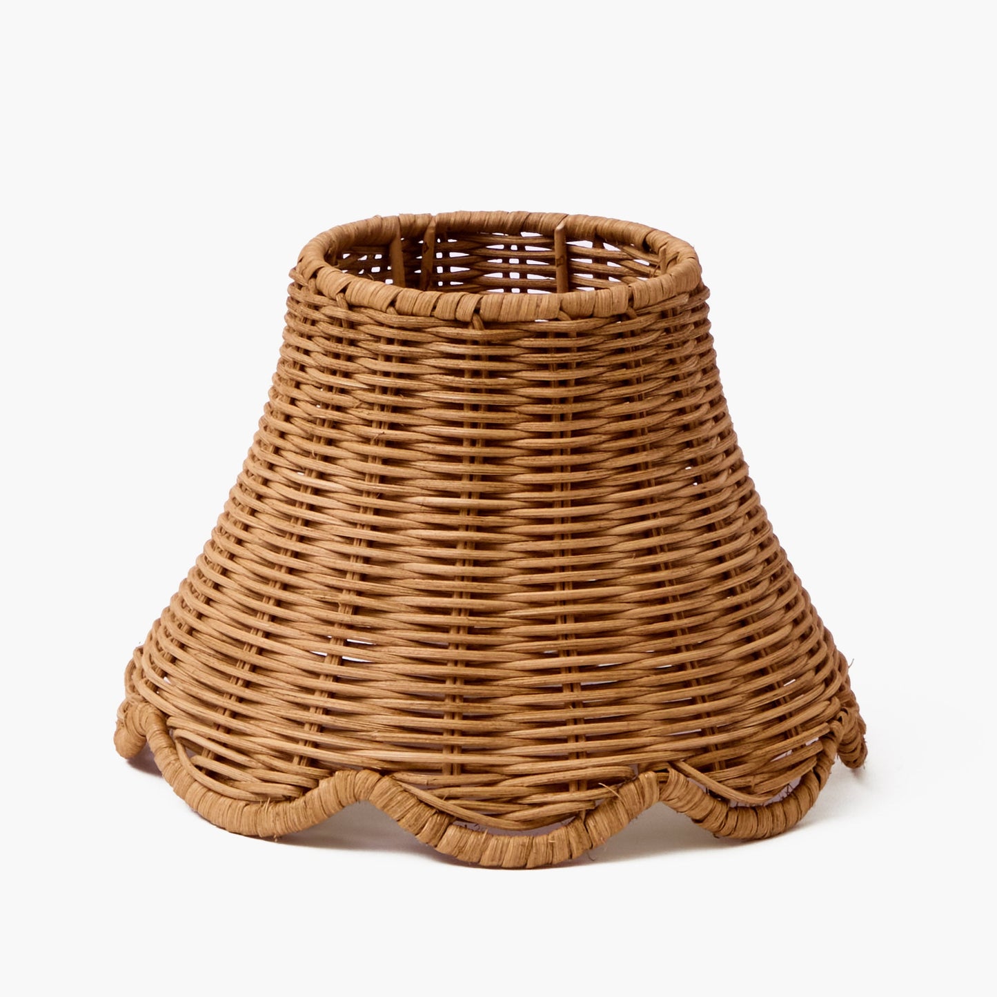 Lampada ricaricabile con paralume in rattan