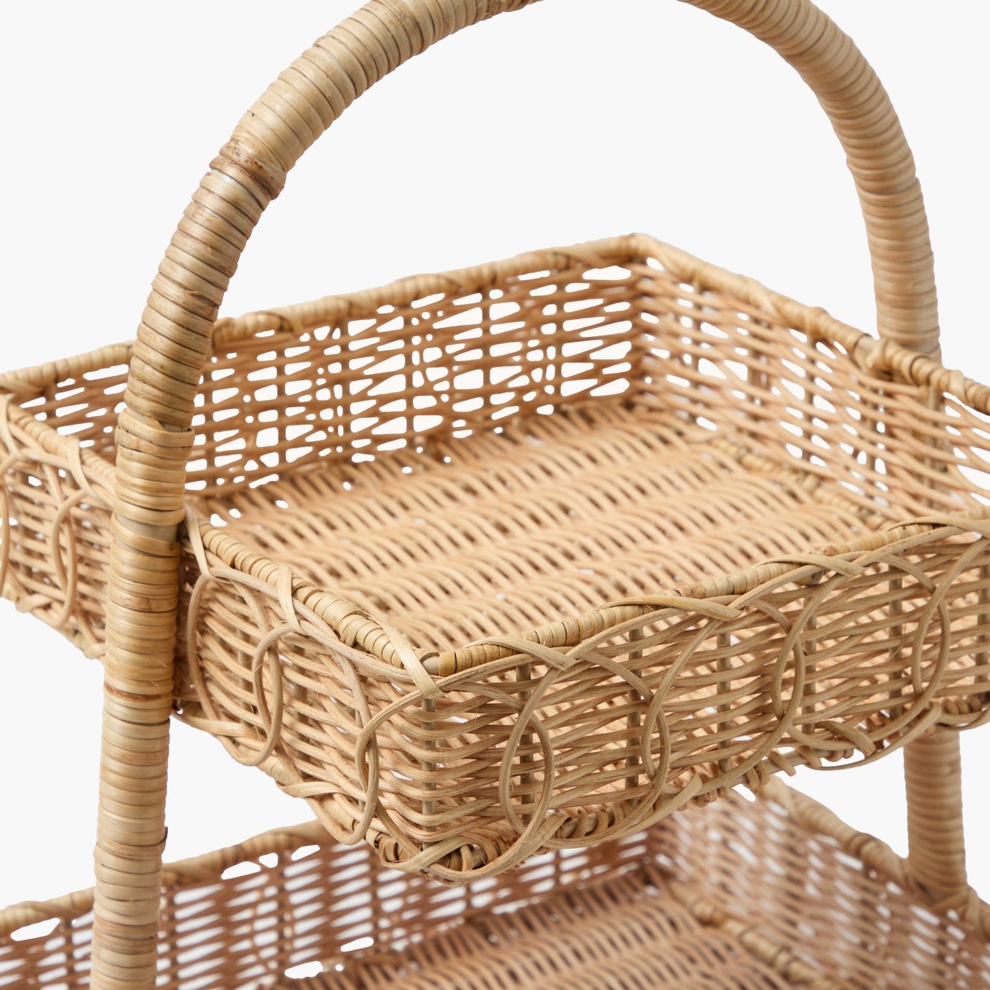 Supporto quadrato a due livelli in rattan