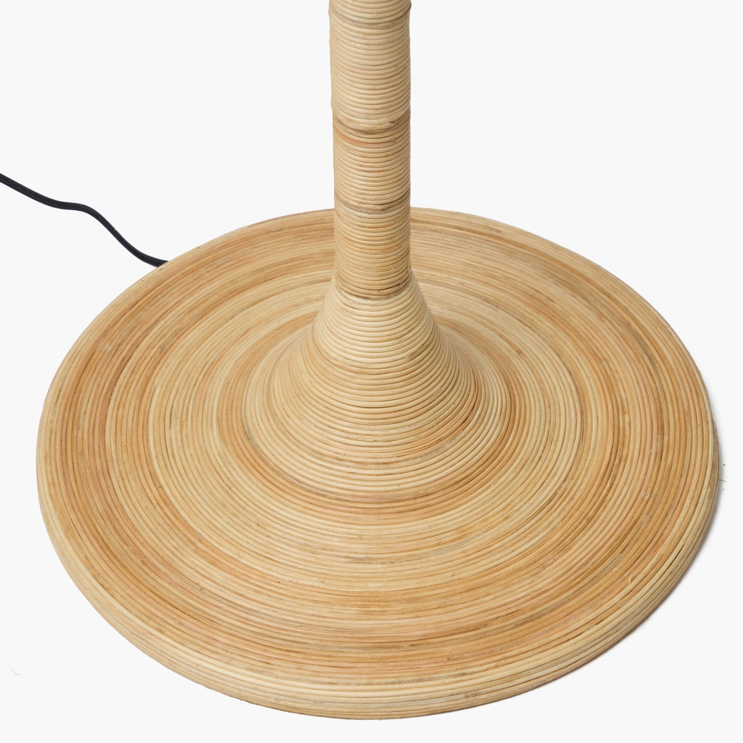 Lampada da terra in rattan con palma