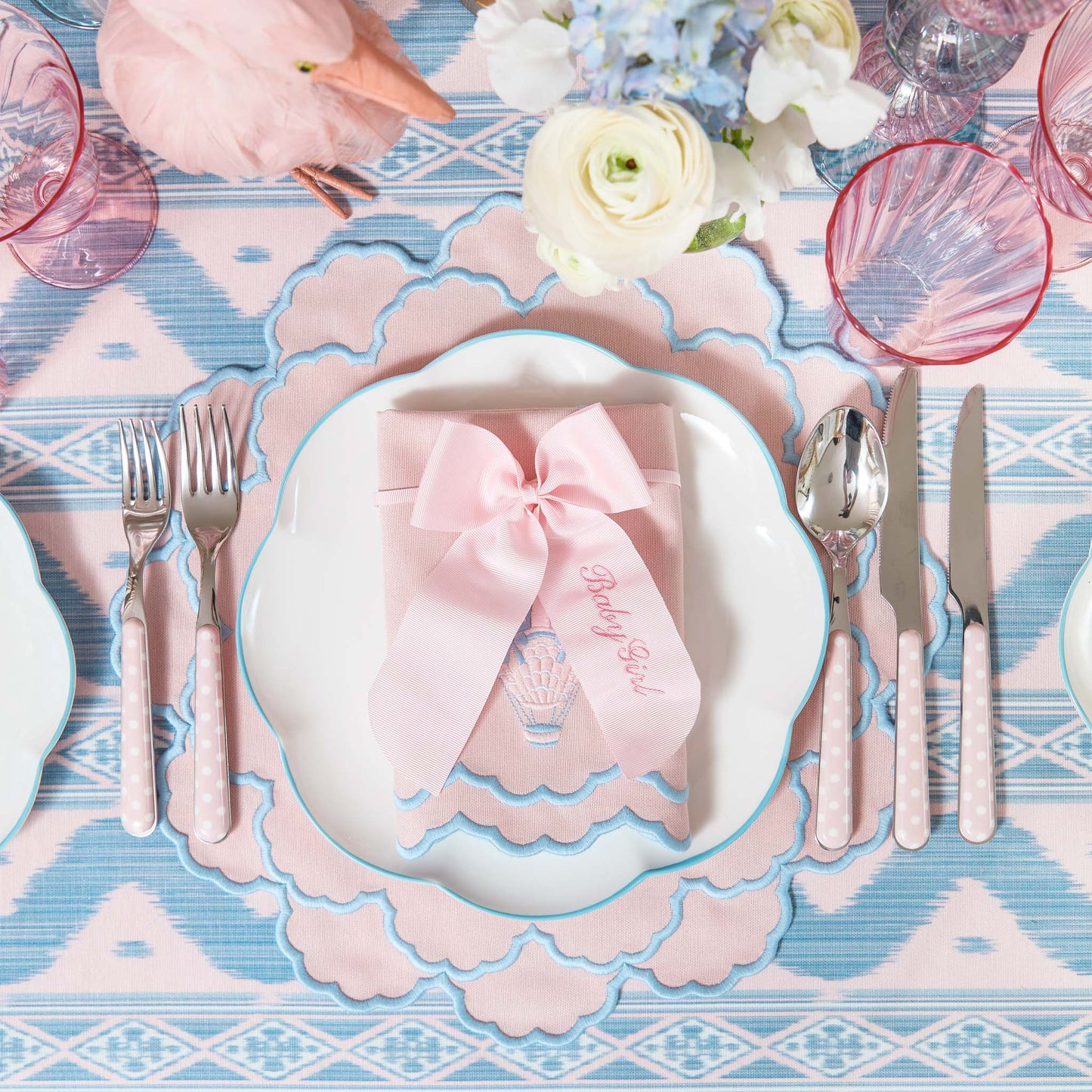 Tovaglioli ricamati Sarah Pink &amp; Blue Hot Air Balloon (set da 4)