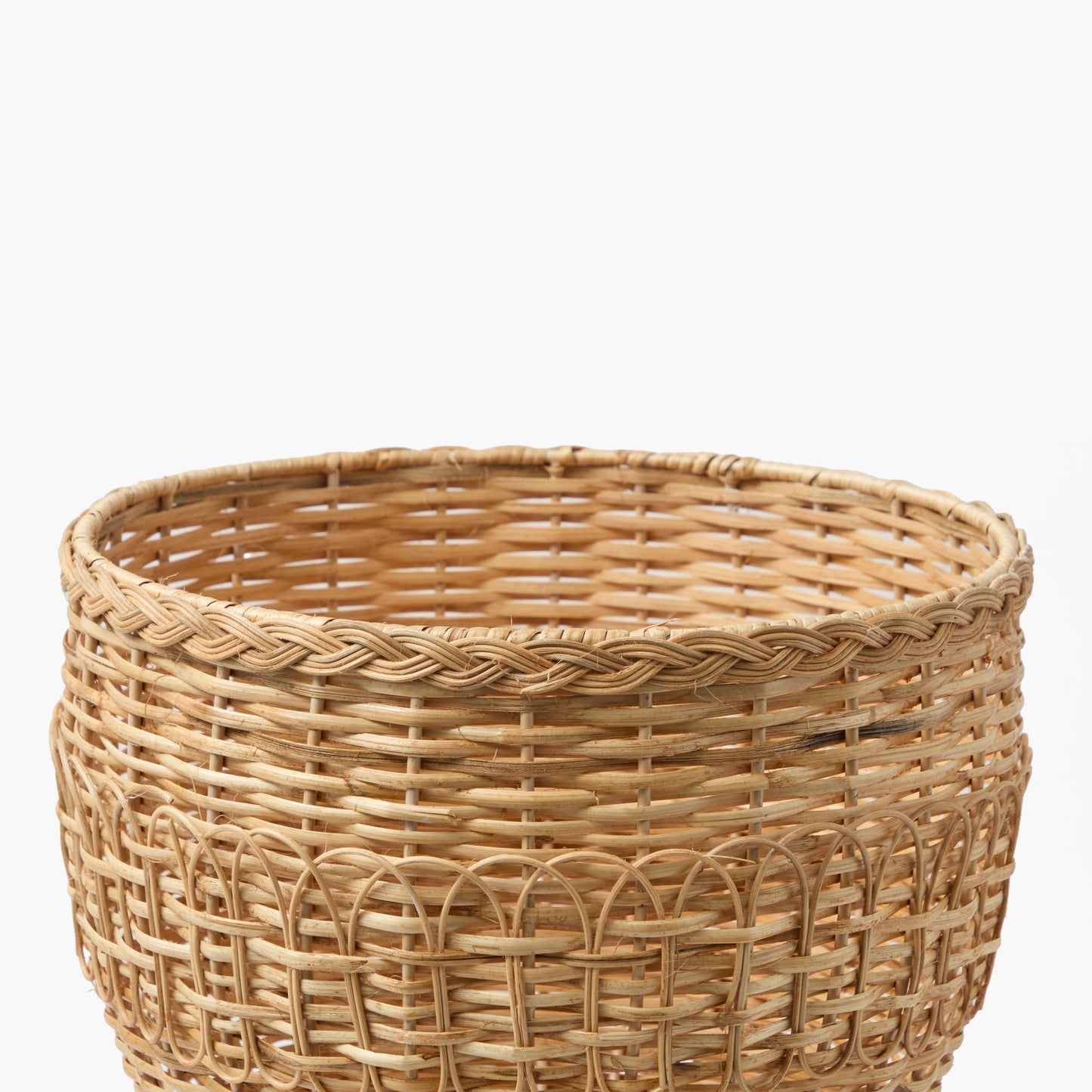 Fioriera intrecciata in rattan