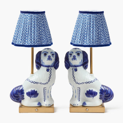 Lampada ricaricabile per cani Staffordshire con paralume in loto color cobalto (coppia)