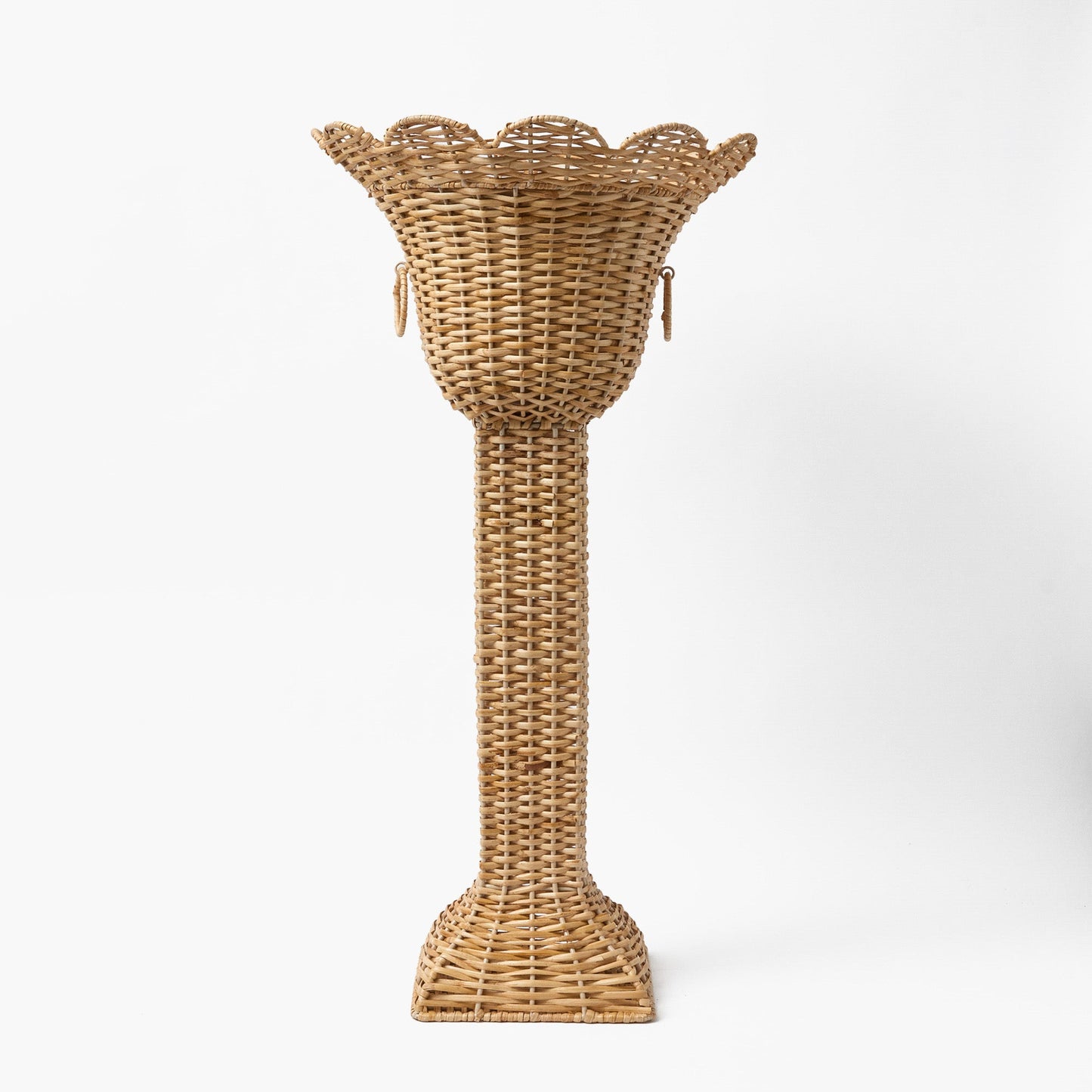 Refrigeratore per vino in rattan