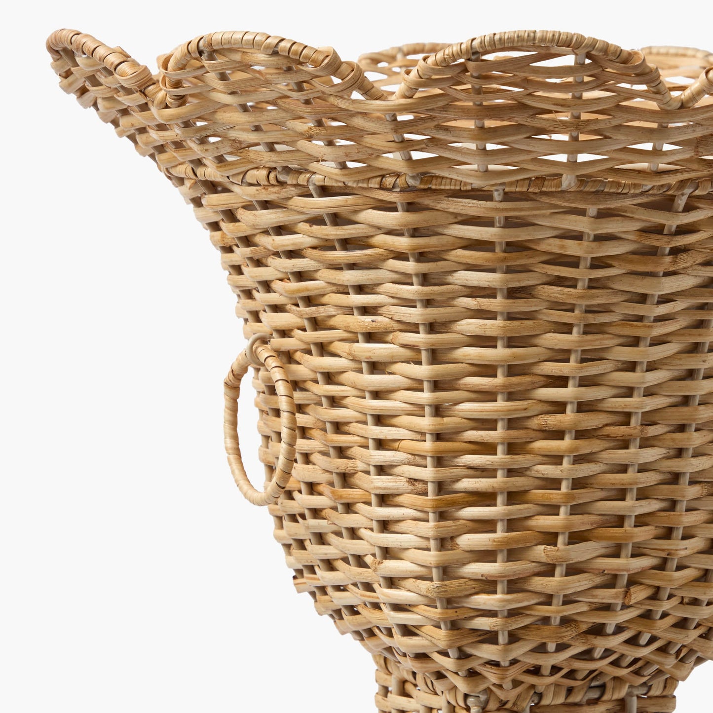 Refrigeratore per vino in rattan