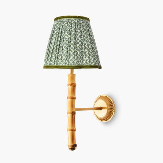 Lampada da parete ricaricabile in bambù con paralume in loto olivastro (18 cm)