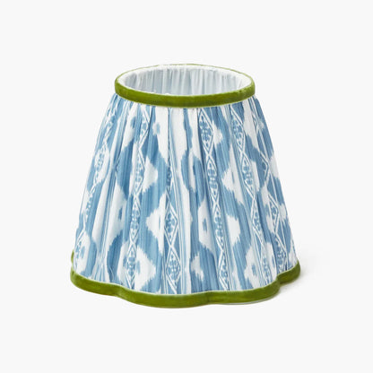 Lampada ricaricabile corta con paralume Ikat blu e verde (18 cm)