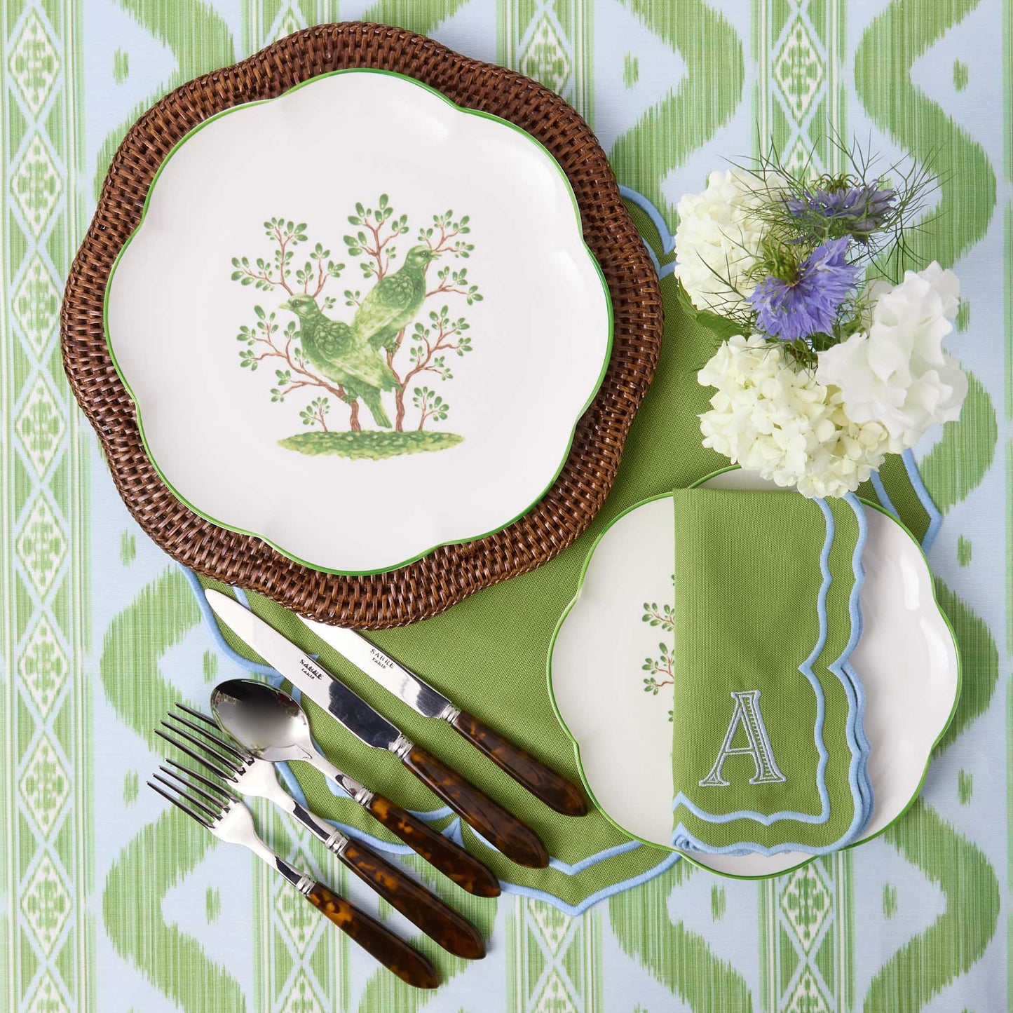 Piatti da portata in rattan smerlato marrone (set da 4)