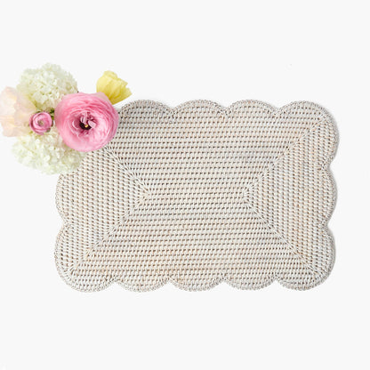 Tovagliette rettangolari bianche in rattan smerlato (set da 4)