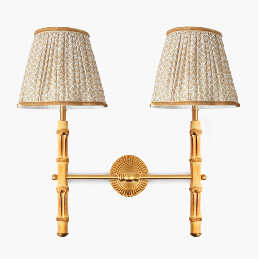 Lampada da parete doppia ricaricabile in bambù con paralumi in stucco Lotus (18 cm)