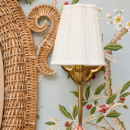 Lampada da parete ricaricabile a quattro foglie con paralume color crema (14 cm)