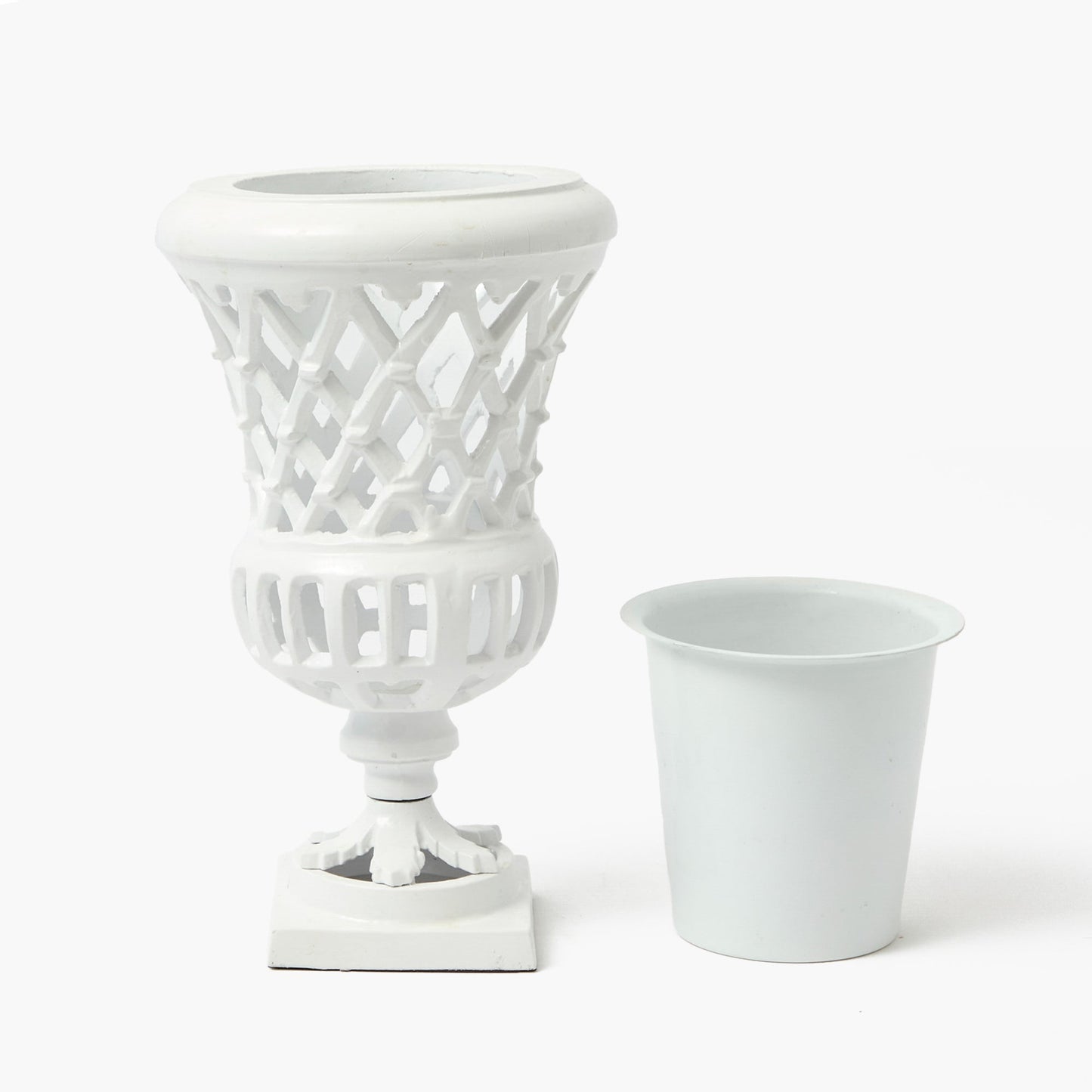 Piccolo vaso a urna con traliccio bianco Adelaide