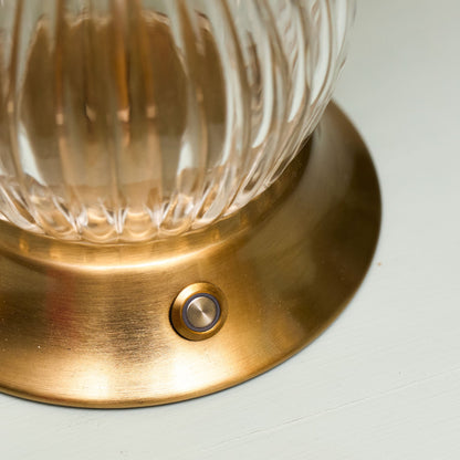 Lampada ricaricabile in vetro Bardot