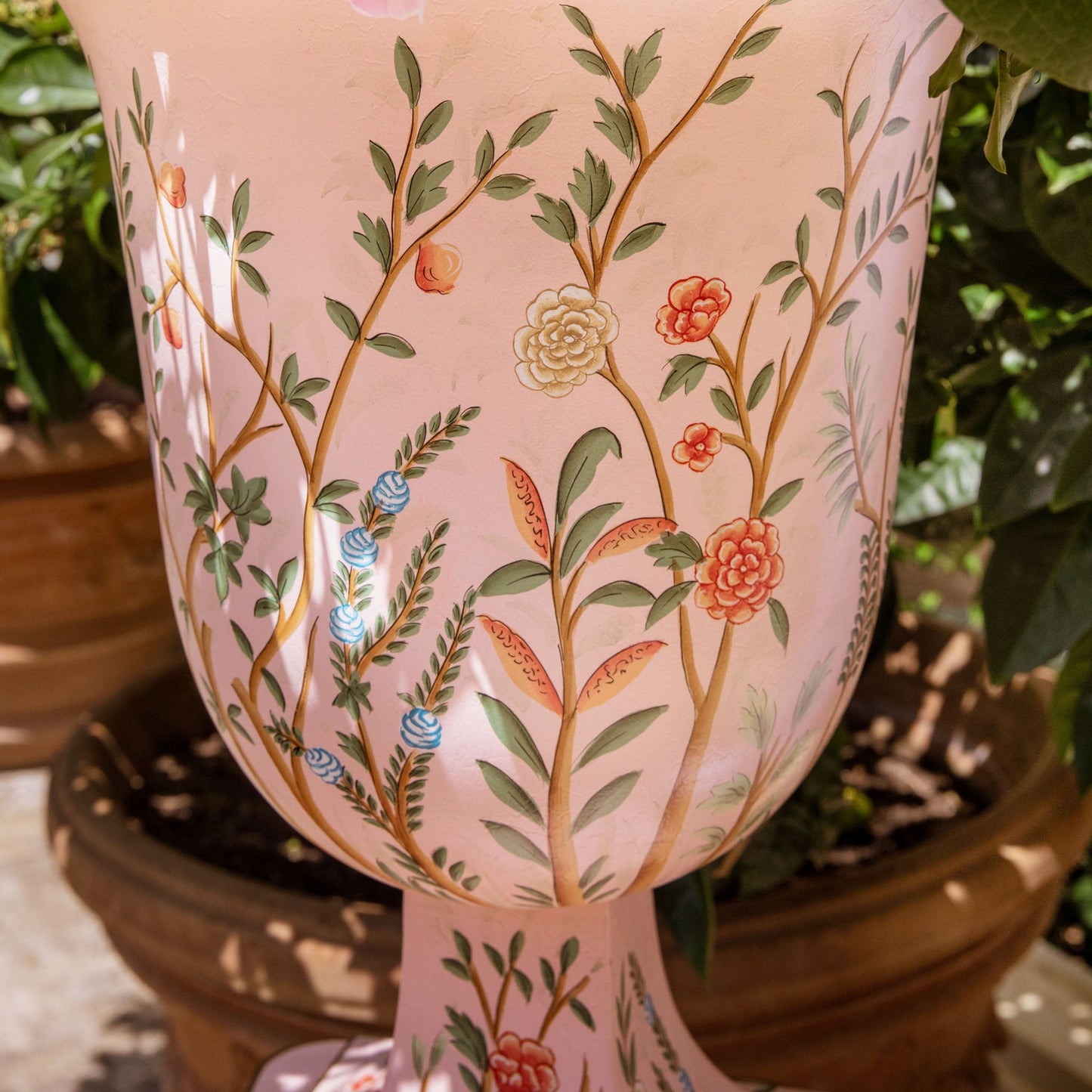 Urna in stile chinoiserie rosa Tole