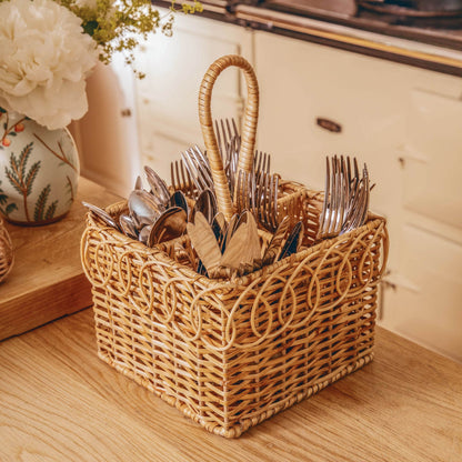 Cestino per posate in rattan intrecciato