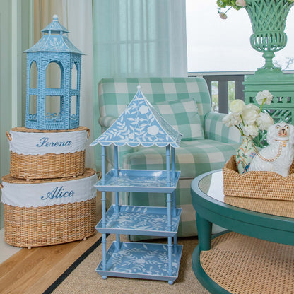 Supporto a pagoda a due livelli in rattan e tole blu
