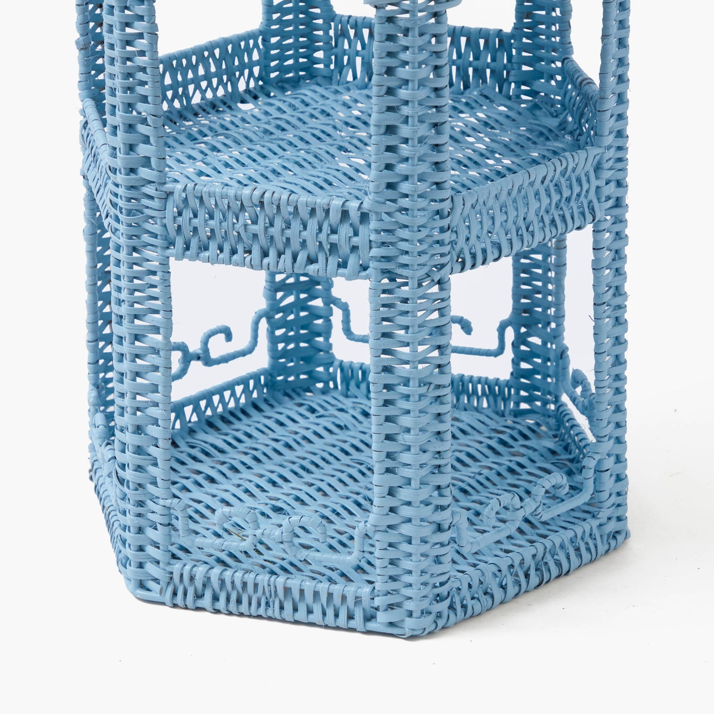 Supporto a pagoda a due livelli in rattan e tole blu