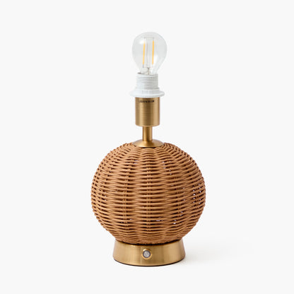 Lampada ricaricabile con paralume in rattan