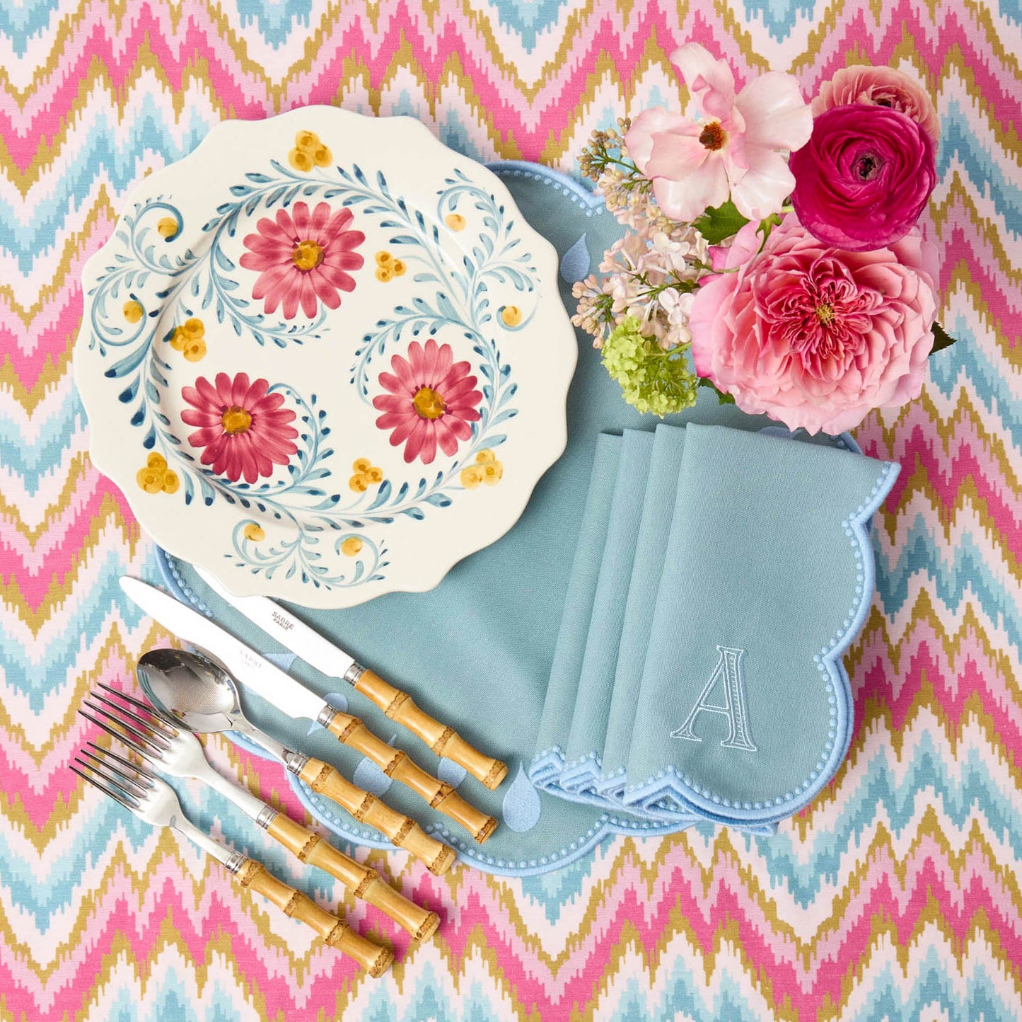 Piatti da portata con fiori rosa (set da 4)